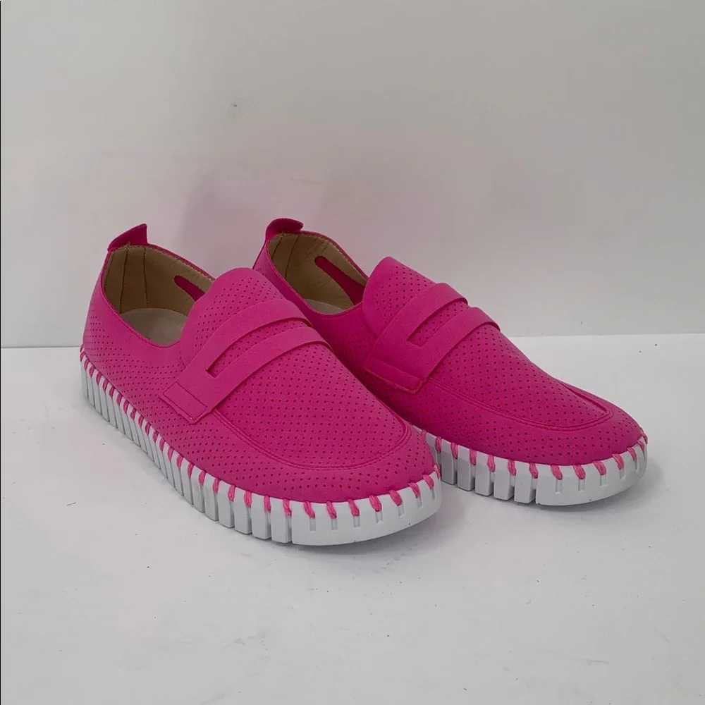 Ilse Jacobsen Fuchsia Sneakers with White Soles - Picture 3 of 6